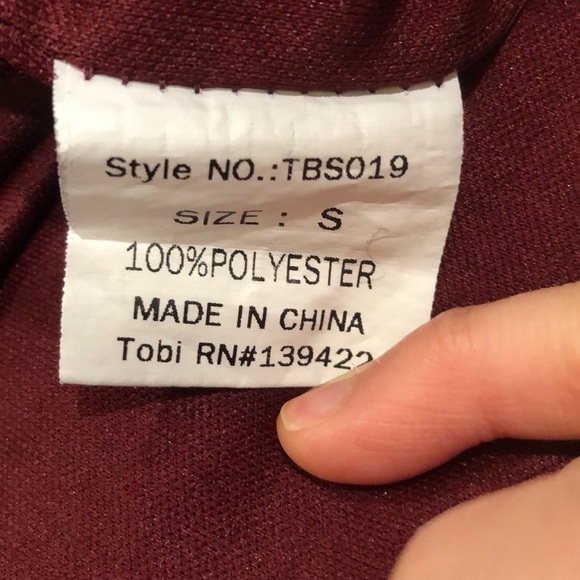 Tobi Dress Size Small Maroon Red Long Sleeve Faux Wrap Tulip Hem - Picture 6 of 9